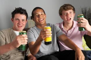 Teenage%20boys%20drinking_jpg[2]